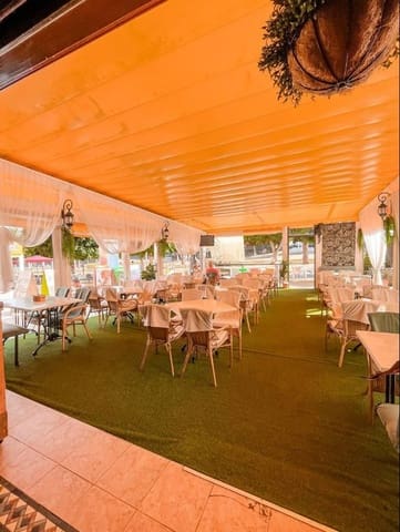 Erhverv til salg i La Villajoyosa / Vila Joiosa med garage - € 475.000 (Ref: 9458378)