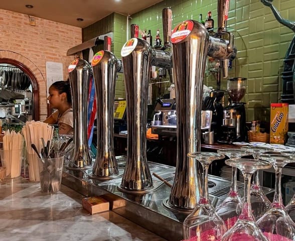 Erhverv til salg i La Villajoyosa / Vila Joiosa med garage - € 475.000 (Ref: 9458378)