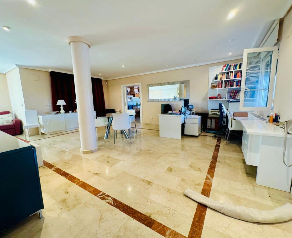 4 soverom Villa til salgs i Alfaz del Pi / L'Alfas del Pi med svømmebasseng garasje - € 685 000 (Ref: 9458379)