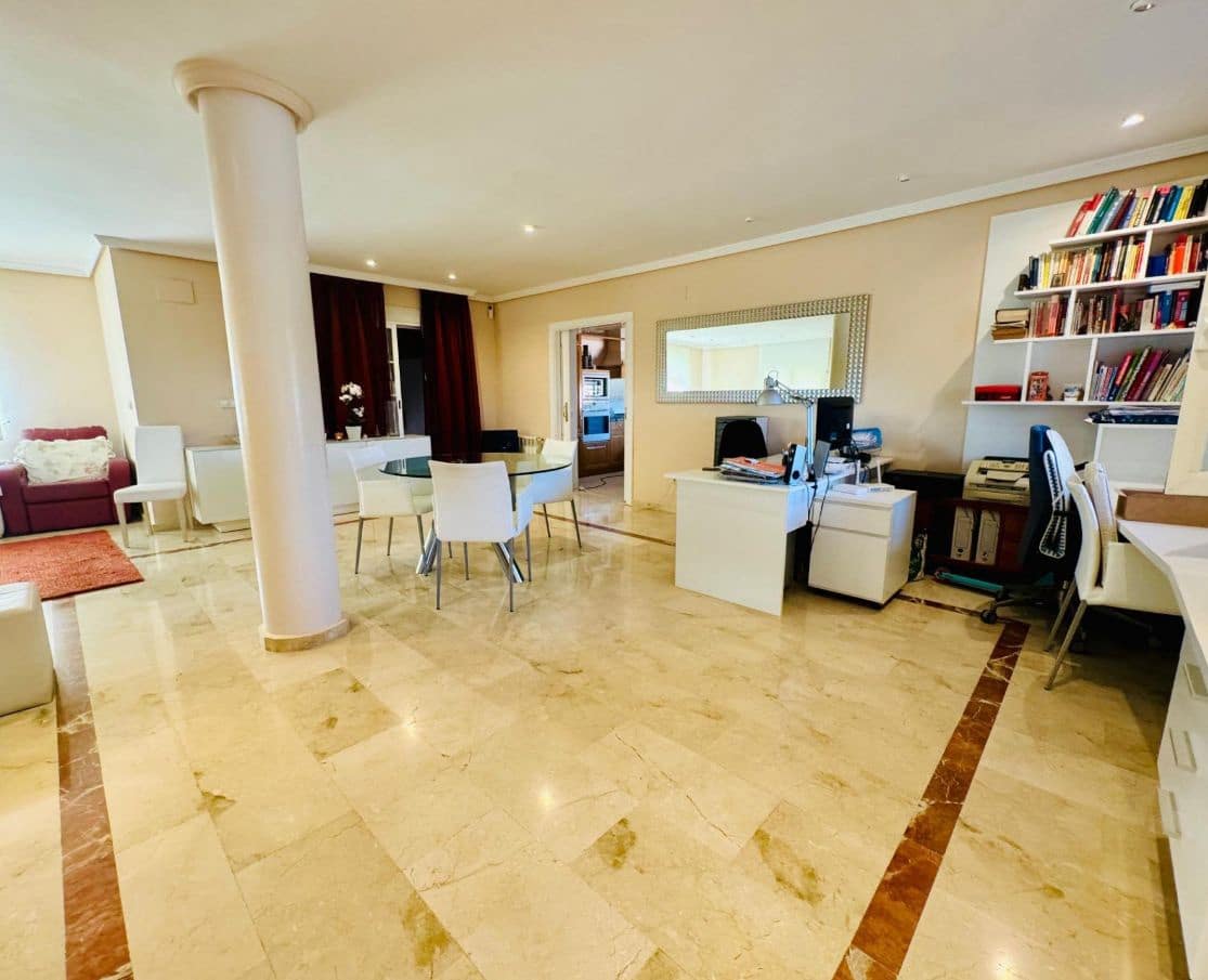 4 soverom Villa til salgs i Alfaz del Pi / L'Alfas del Pi med svømmebasseng garasje - € 685 000 (Ref: 9458379)