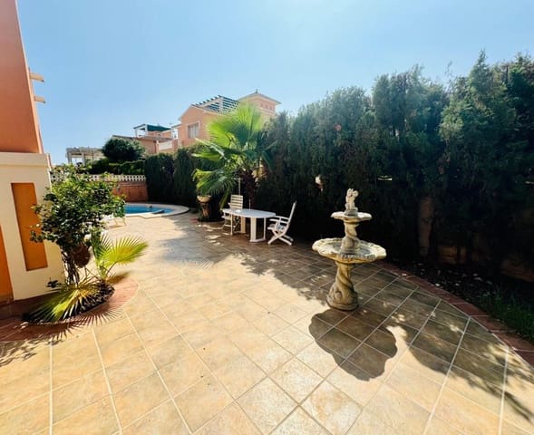 4 soverom Villa til salgs i Alfaz del Pi / L'Alfàs del Pi med svømmebasseng garasje - € 685 000 (Ref: 9458379)