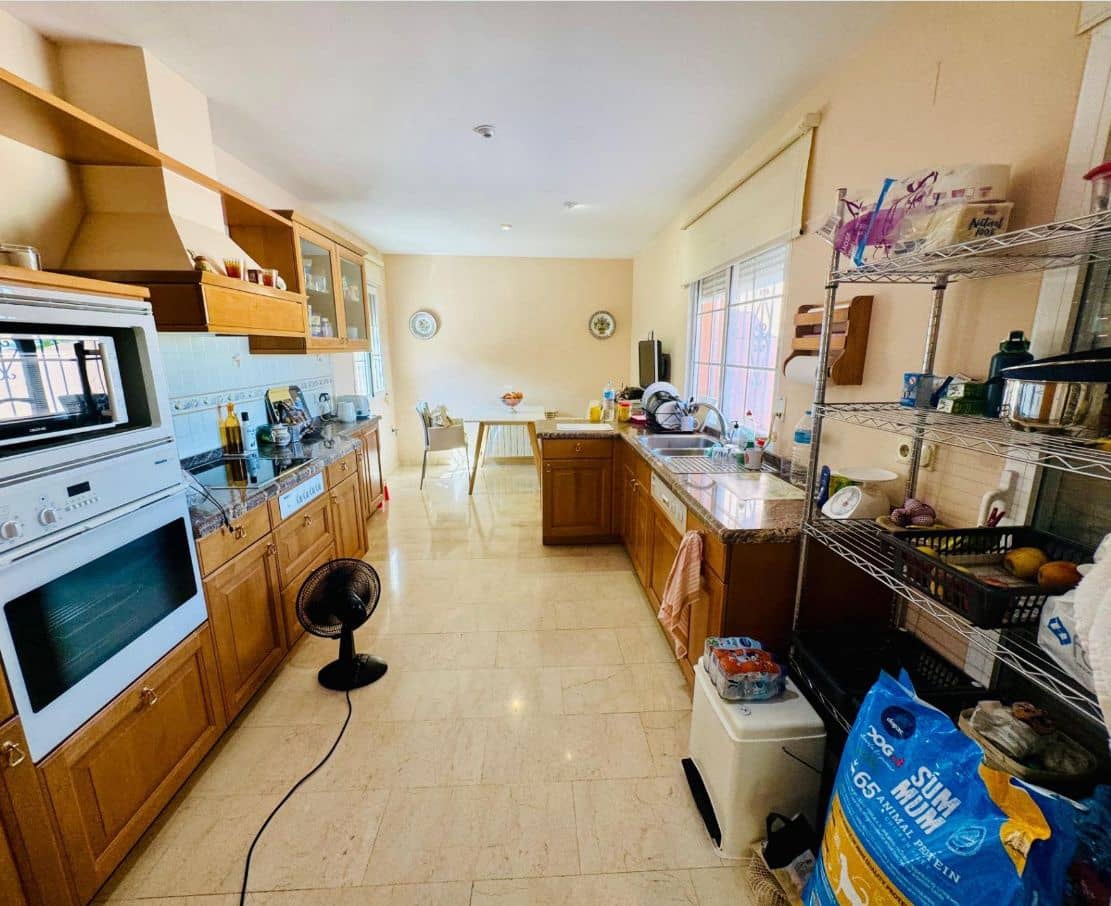 4 soverom Villa til salgs i Alfaz del Pi / L'Alfas del Pi med svømmebasseng garasje - € 685 000 (Ref: 9458379)