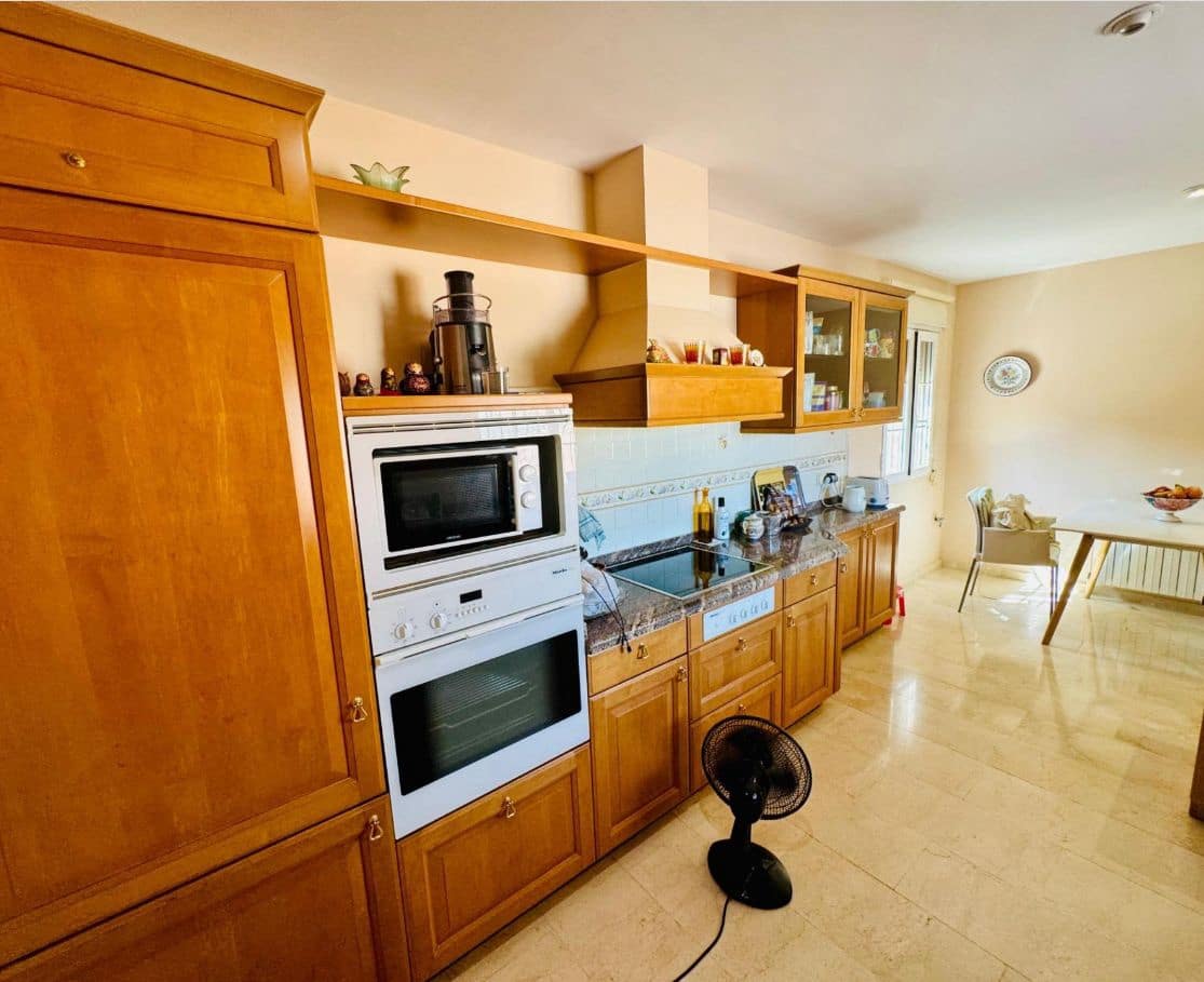 4 soverom Villa til salgs i Alfaz del Pi / L'Alfas del Pi med svømmebasseng garasje - € 685 000 (Ref: 9458379)