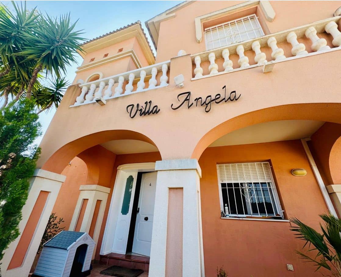 4 soverom Villa til salgs i Alfaz del Pi / L'Alfas del Pi med svømmebasseng garasje - € 685 000 (Ref: 9458379)