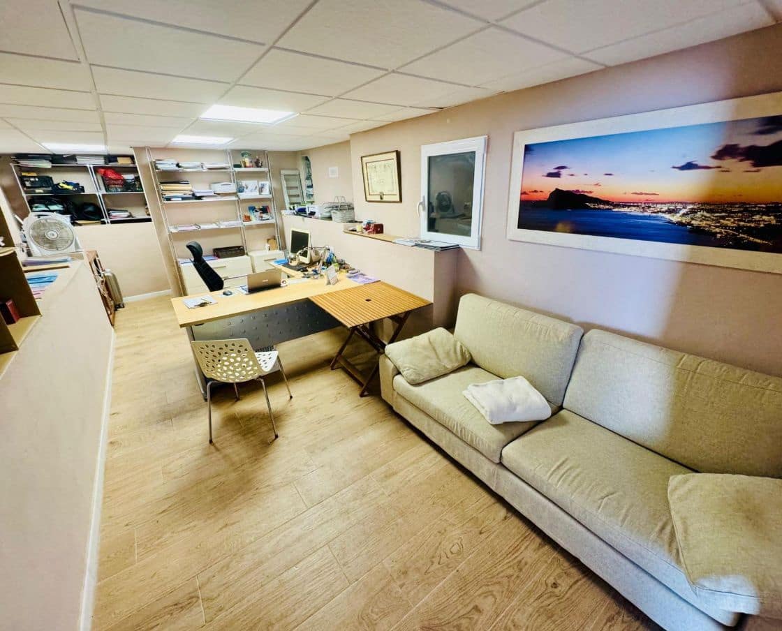 4 soverom Villa til salgs i Alfaz del Pi / L'Alfas del Pi med svømmebasseng garasje - € 685 000 (Ref: 9458379)