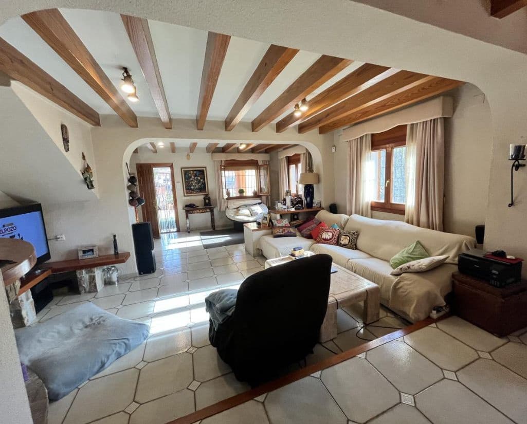 4 quarto Moradia para venda em Finestrat com piscina garagem - 465 000 € (Ref: 9458380)