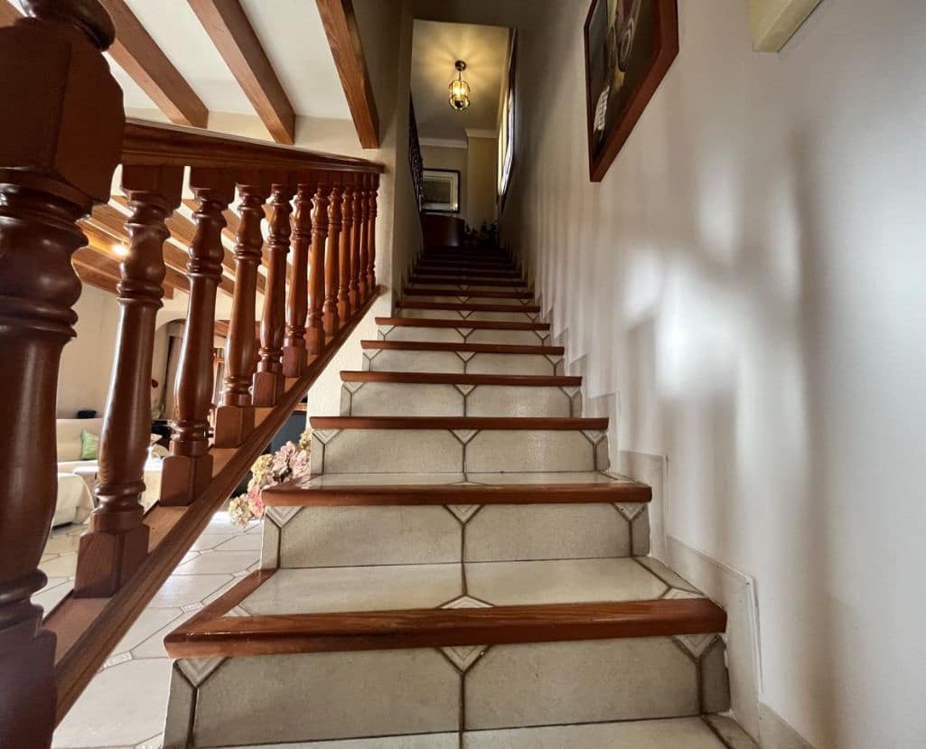 4 quarto Moradia para venda em Finestrat com piscina garagem - 465 000 € (Ref: 9458380)