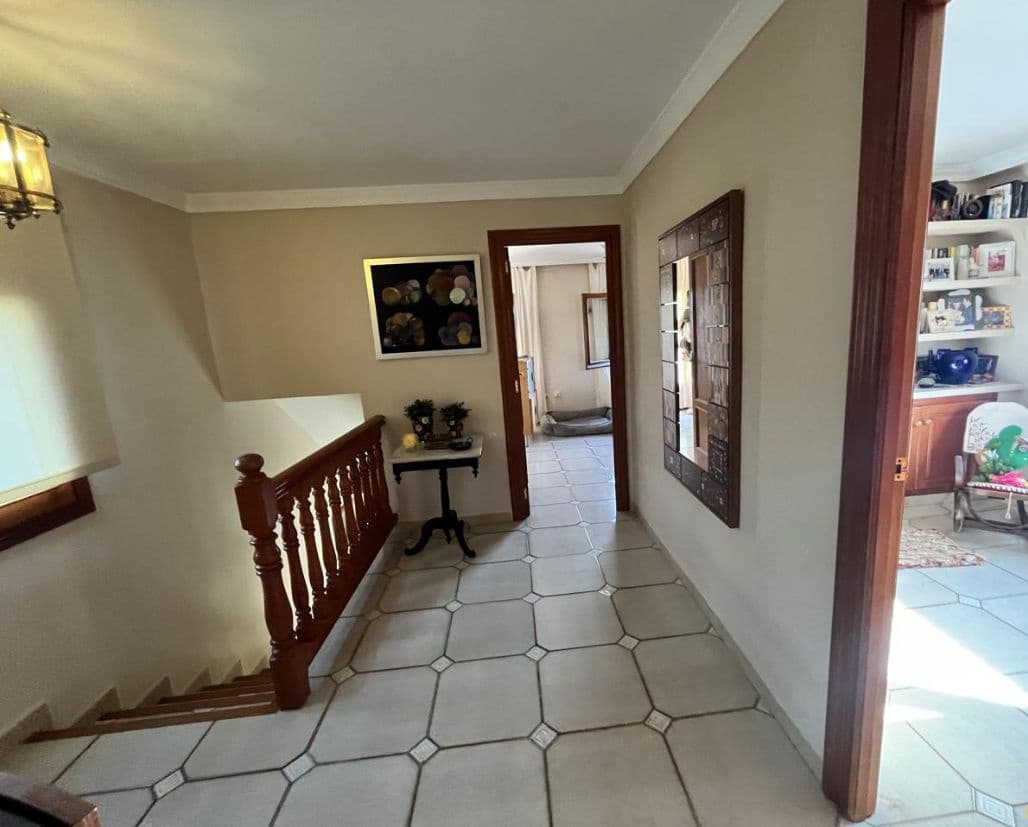 4 quarto Moradia para venda em Finestrat com piscina garagem - 465 000 € (Ref: 9458380)