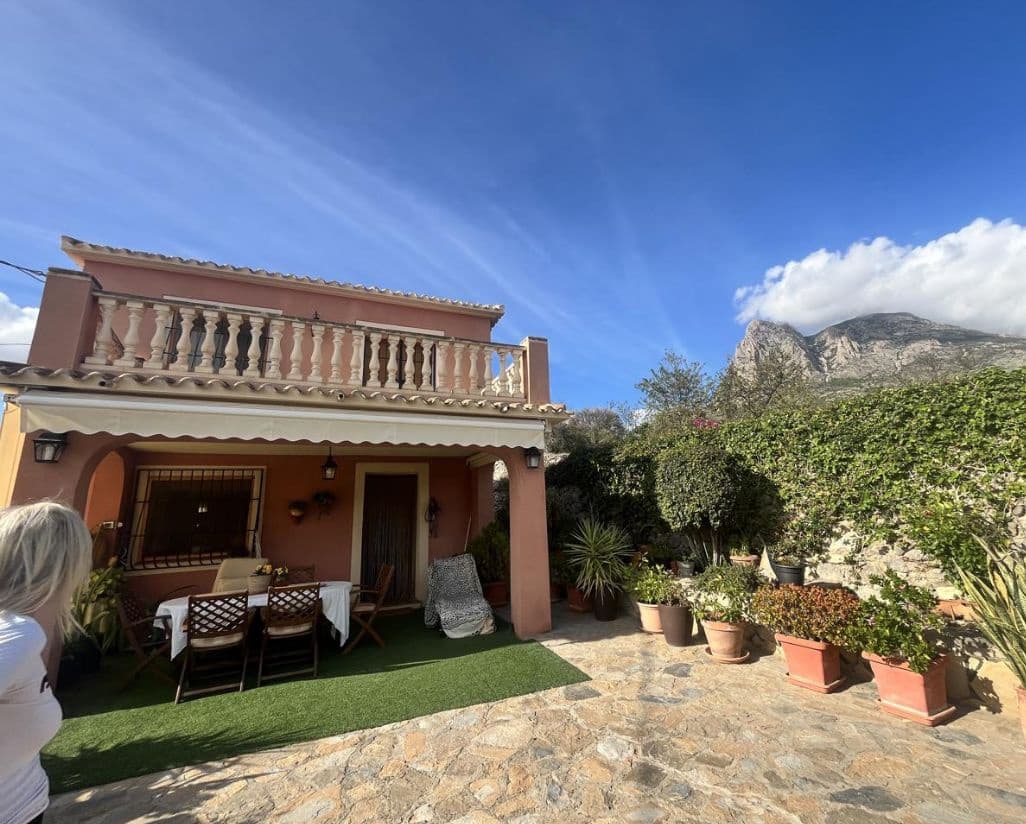 4 quarto Moradia para venda em Finestrat com piscina garagem - 465 000 € (Ref: 9458380)