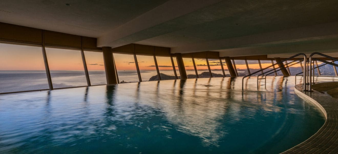 2 bedroom Apartment for sale in Benidorm with pool garage - € 1,065,000 (Ref: 9458384)