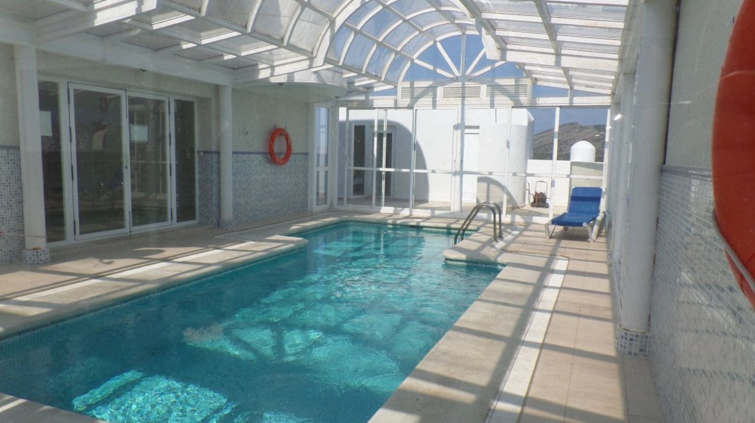 2 slaapkamer Appartement te koop in Benidorm met zwembad garage - € 315.000 (Ref: 9458388)