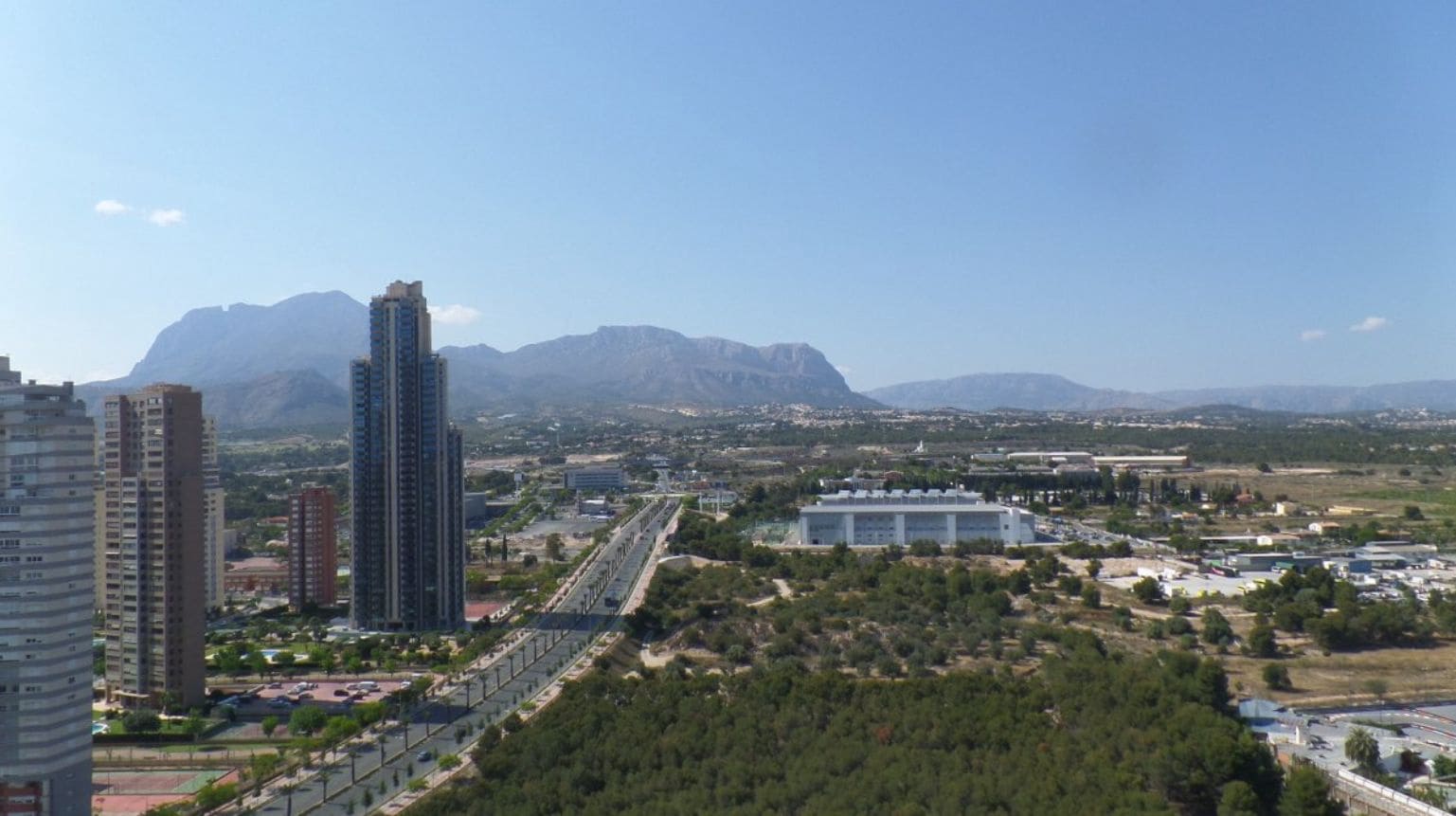 2 slaapkamer Appartement te koop in Benidorm met zwembad garage - € 315.000 (Ref: 9458388)