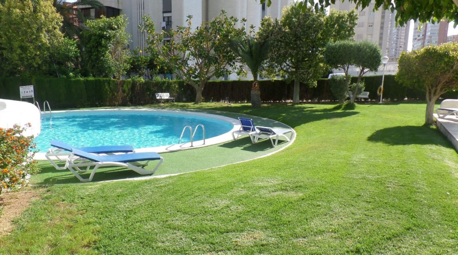 2 slaapkamer Appartement te koop in Benidorm met zwembad garage - € 315.000 (Ref: 9458388)