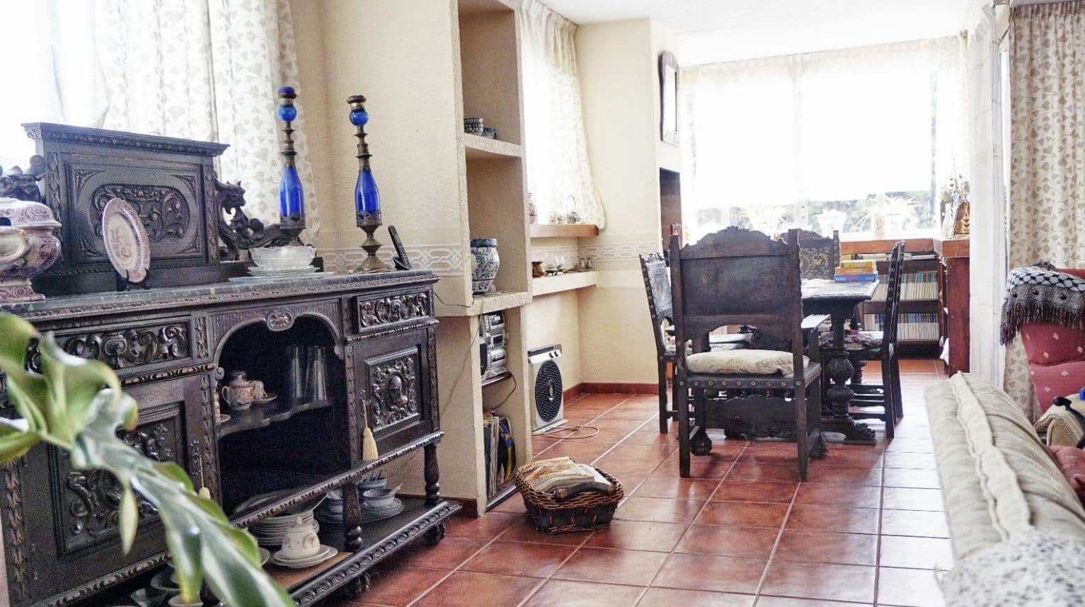 2 bedroom Villa for sale in Benidorm with pool garage - € 580,000 (Ref: 9458398)