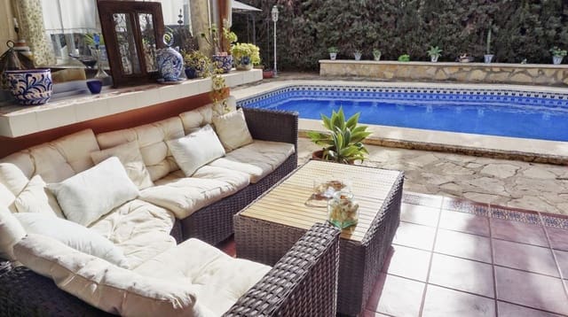 2 sovrum Villa till salu i Benidorm med pool garage - 580 000 € (Ref: 9458398)