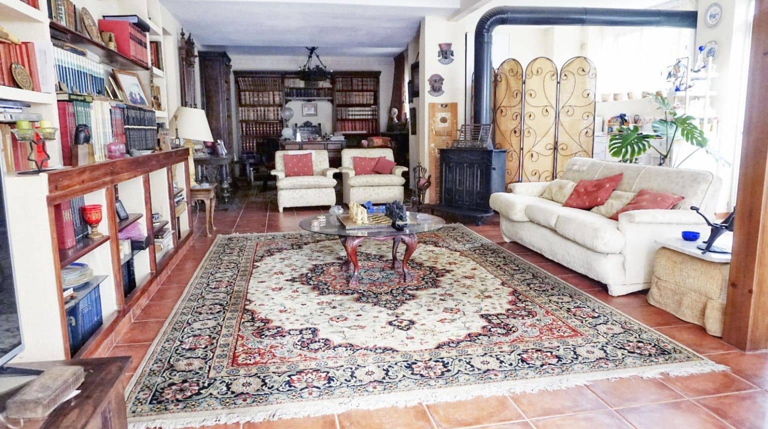 2 bedroom Villa for sale in Benidorm with pool garage - € 580,000 (Ref: 9458398)