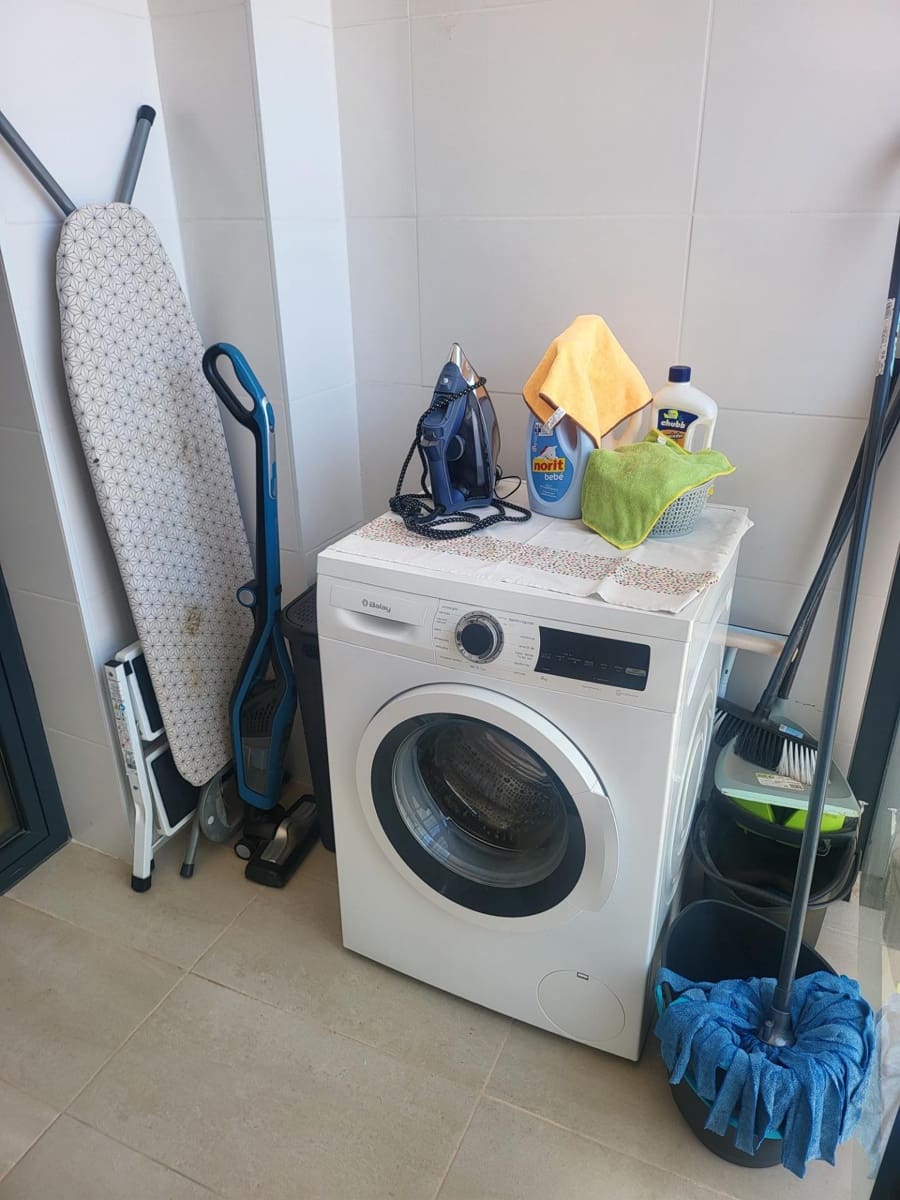 3 bedroom Apartment for sale in Alicante / Alacant city with pool garage - € 477,500 (Ref: 9458399)