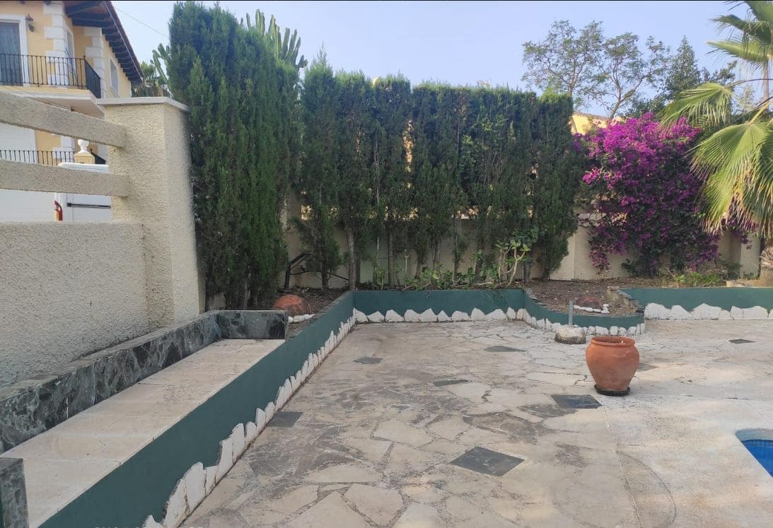 Chalet de 5 habitaciones en Benidorm en venta con piscina garaje - 735.000 € (Ref: 9458403)