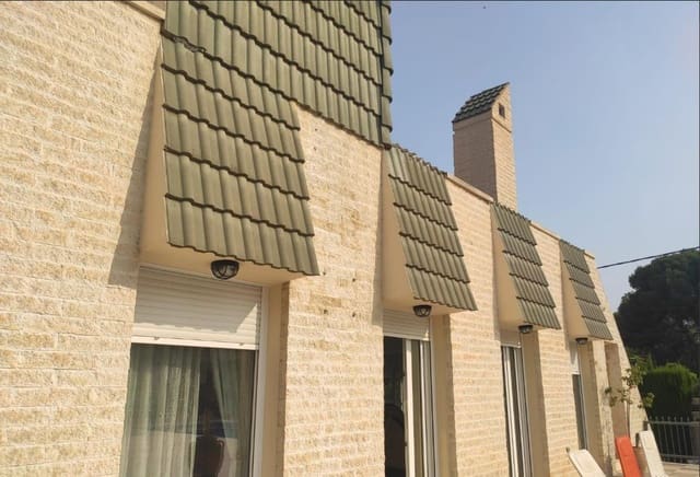 Chalet de 5 habitaciones en Levante, Benidorm en venta con piscina garaje - 735.000 € (Ref: 9458403)