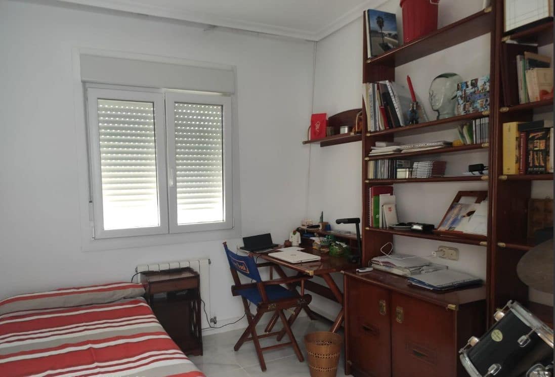 Chalet de 5 habitaciones en Benidorm en venta con piscina garaje - 735.000 € (Ref: 9458403)