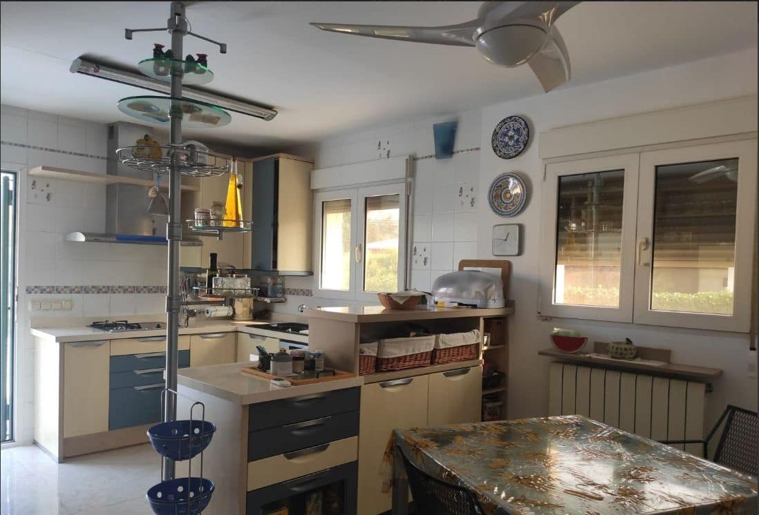 Chalet de 5 habitaciones en Benidorm en venta con piscina garaje - 735.000 € (Ref: 9458403)