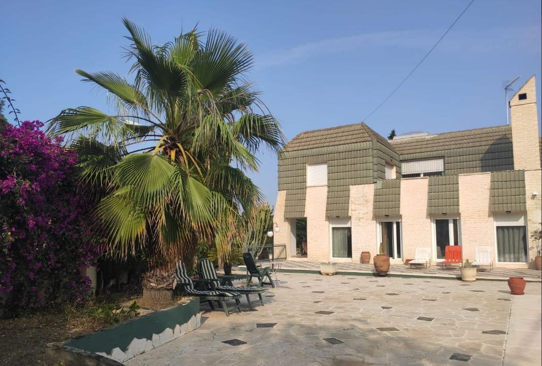 Chalet de 5 habitaciones en Benidorm en venta con piscina garaje - 735.000 € (Ref: 9458403)