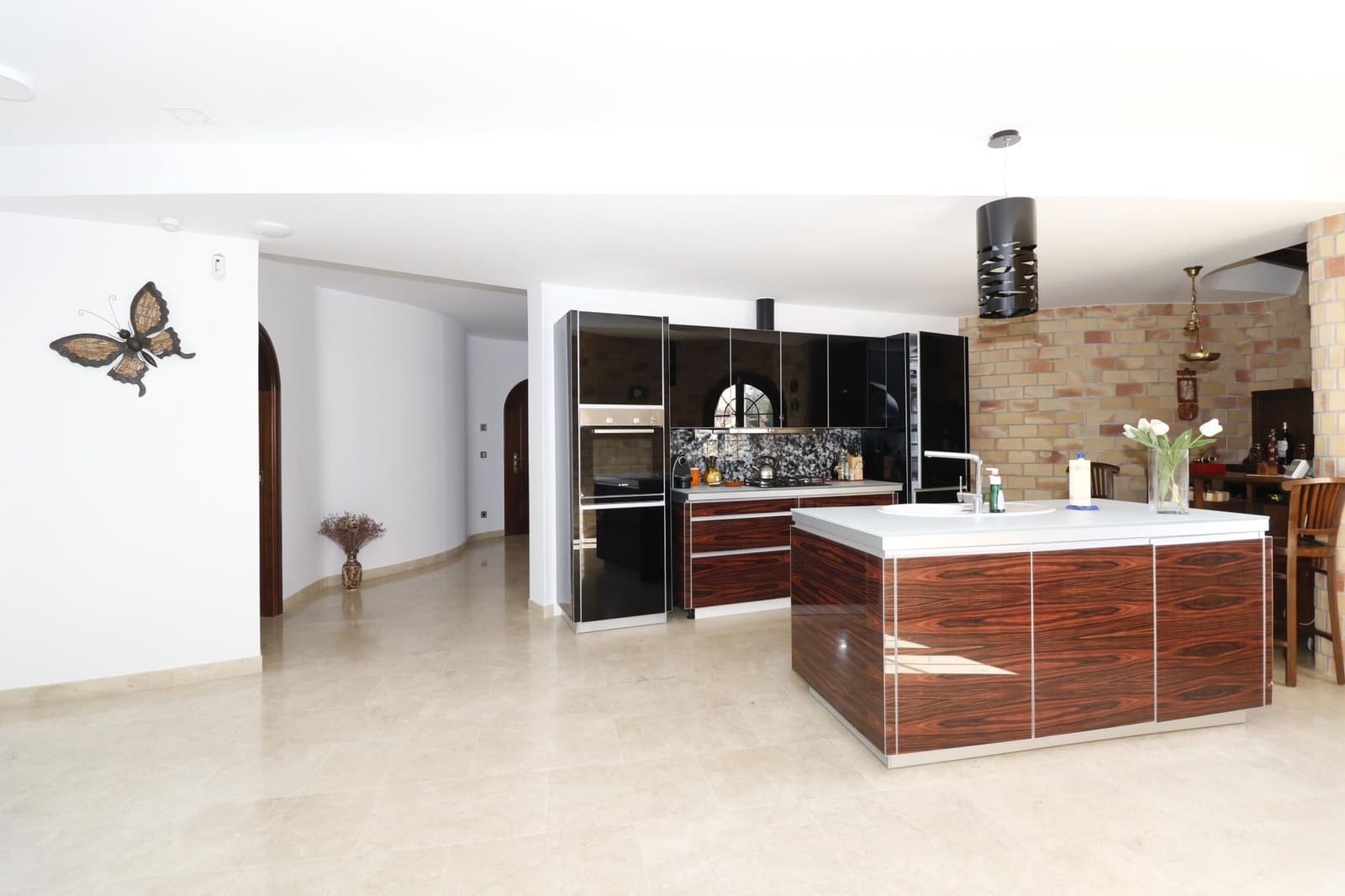 4 bedroom Villa for sale in Altea with pool - € 1,350,000 (Ref: 9459523)