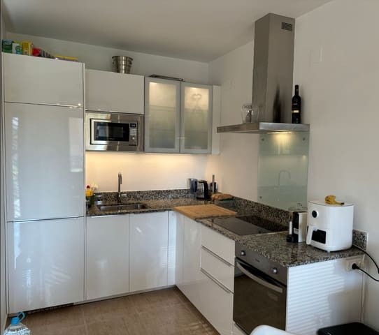 1 slaapkamer Appartement te koop in Centro Urbano, Benidorm met zwembad - € 187.000 (Ref: 9459531)
