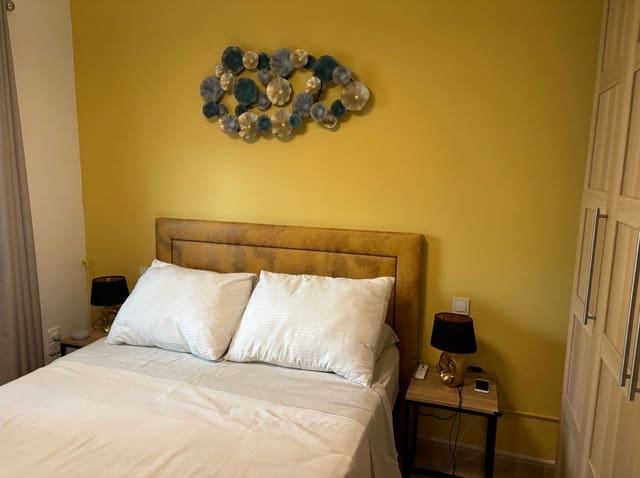 1 slaapkamer Appartement te koop in Centro Urbano, Benidorm met zwembad - € 187.000 (Ref: 9459531)