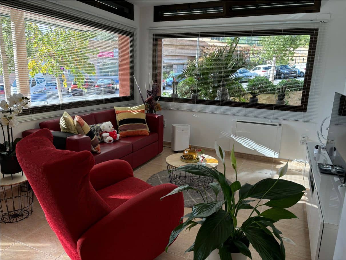 1 slaapkamer Appartement te koop in Benidorm met zwembad - € 187.000 (Ref: 9459531)