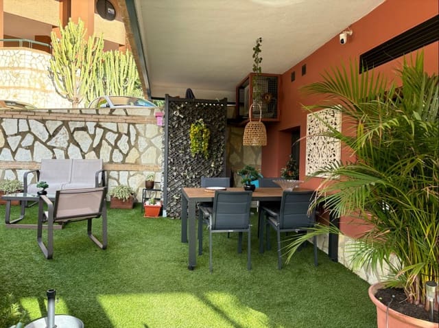 1 slaapkamer Appartement te koop in Centro Urbano, Benidorm met zwembad - € 187.000 (Ref: 9459531)