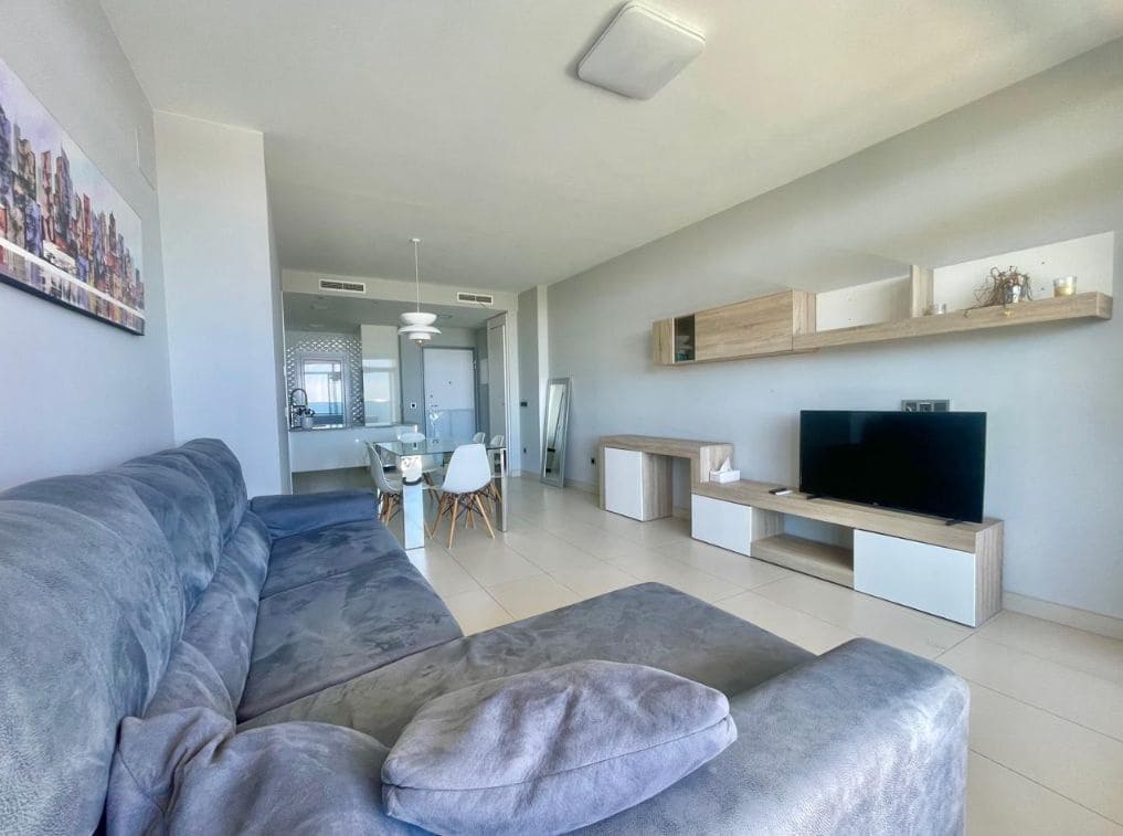 2 bedroom Apartment for sale in Benidorm with pool garage - € 620,000 (Ref: 9459540)