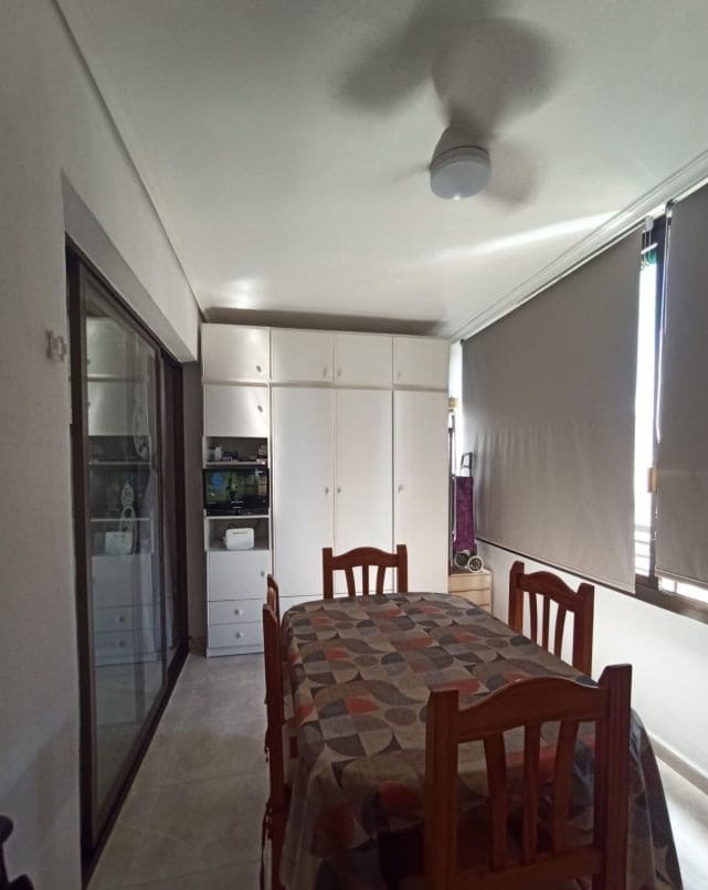 2 quarto Apartamento para venda em Benidorm com piscina garagem - 315 000 € (Ref: 9459550)