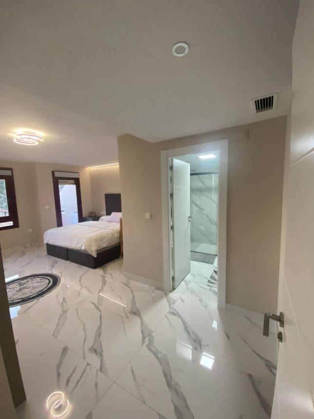 3 quarto Apartamento para venda em Benidorm com piscina - 420 000 € (Ref: 9459551)