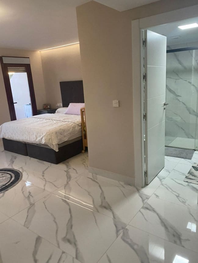 3 quarto Apartamento para venda em Benidorm com piscina - 420 000 € (Ref: 9459551)