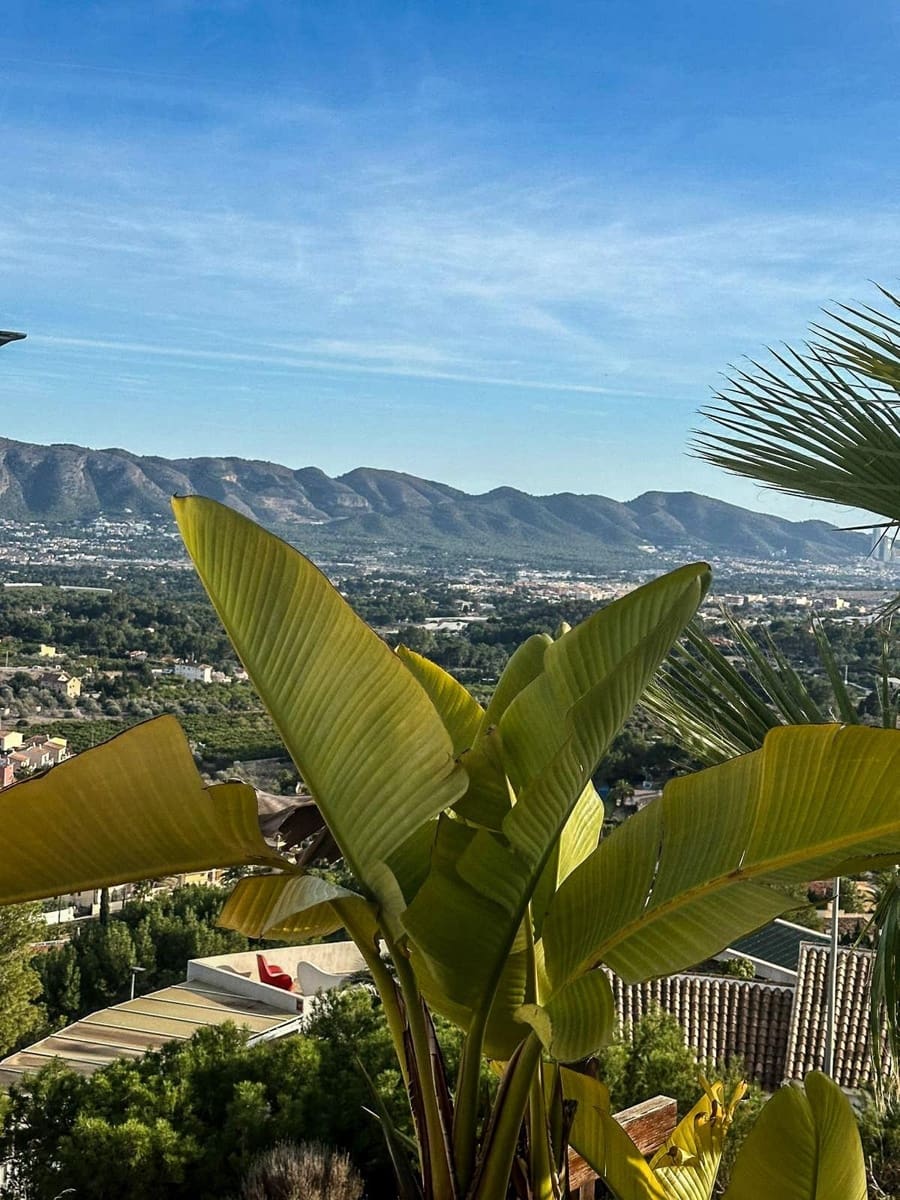 Chalet de 3 habitaciones en Alfaz del Pi / L'Alfàs del Pi en venta con piscina - 950.000 € (Ref: 9459553)