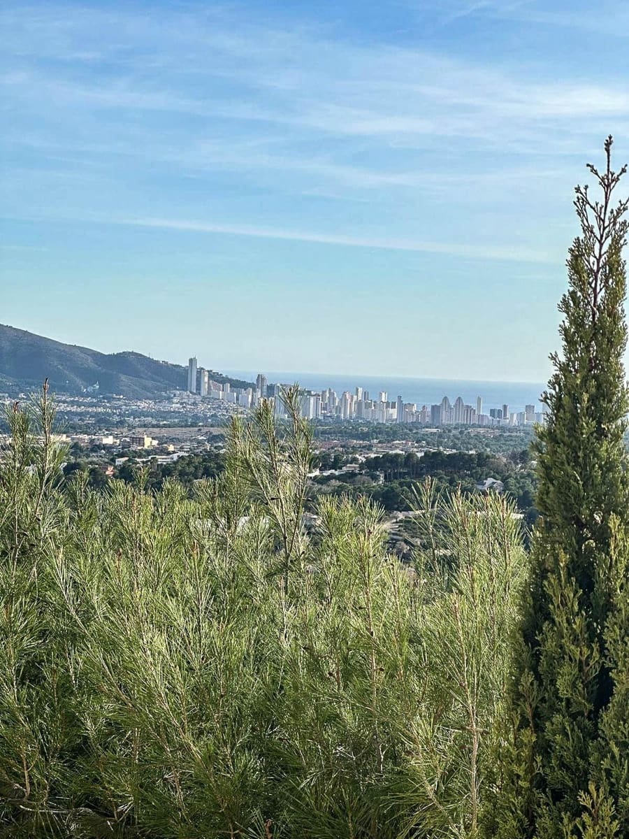 Chalet de 3 habitaciones en Alfaz del Pi / L'Alfàs del Pi en venta con piscina - 950.000 € (Ref: 9459553)