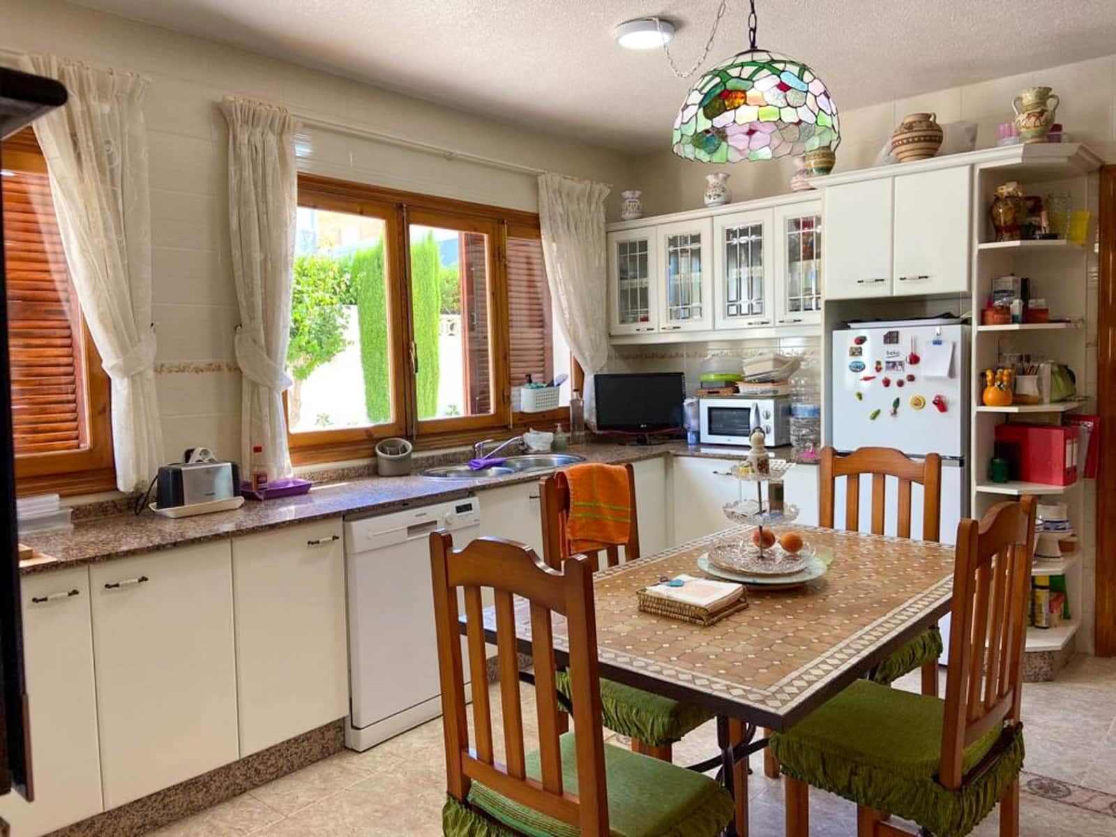 5 bedroom Villa for sale in Benidorm with pool - € 745,000 (Ref: 9459561)