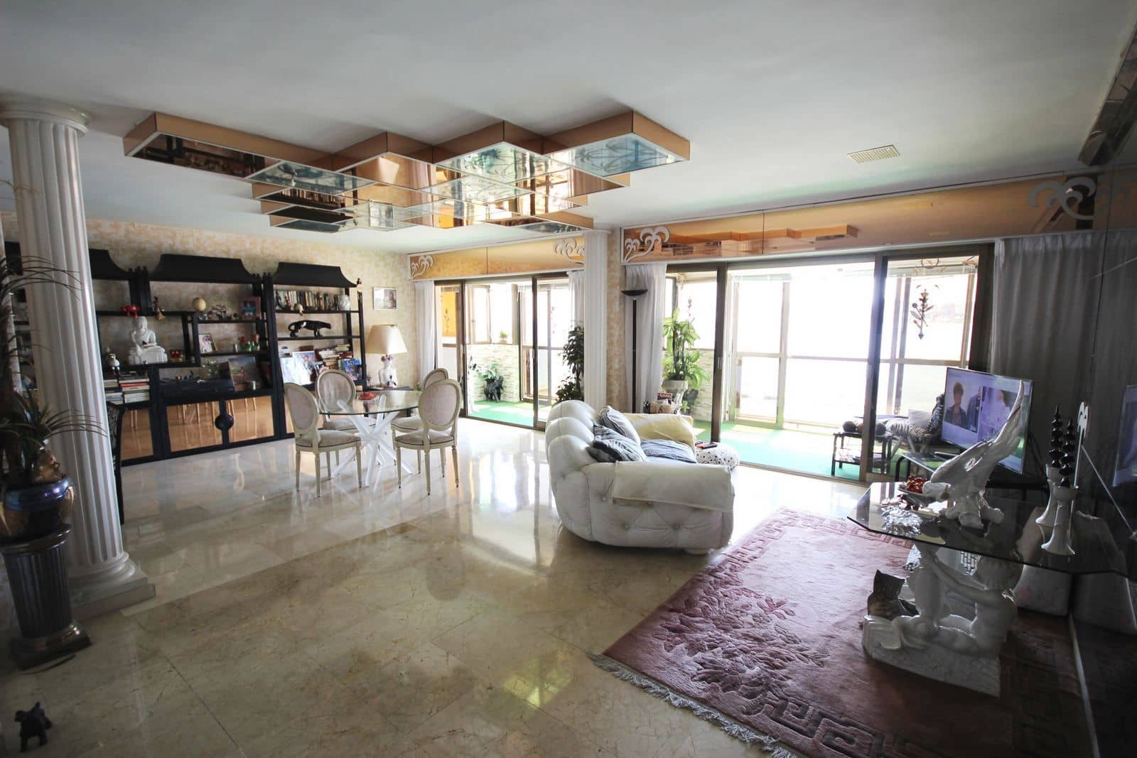 6 bedroom Apartment for sale in Benidorm - € 1,100,000 (Ref: 9459563)