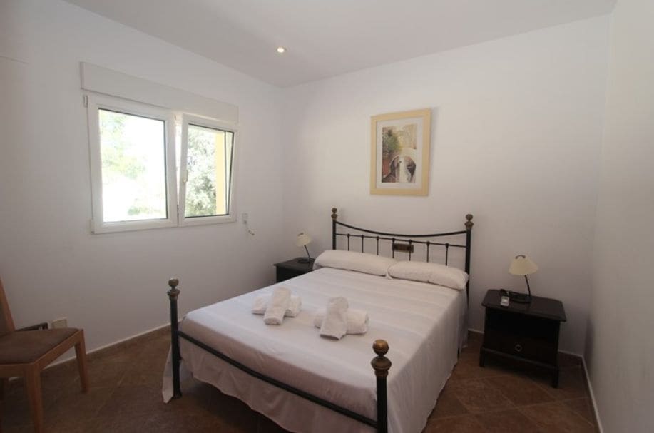 4 bedroom Villa for sale in Calpe / Calp with pool garage - € 670,000 (Ref: 9459576)