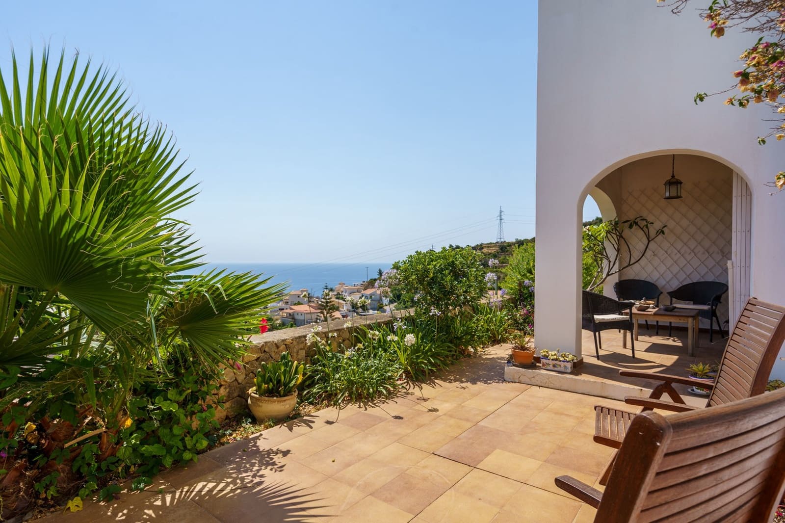 6 bedroom Villa for sale in Calpe / Calp with pool garage - € 795,000 (Ref: 9459577)