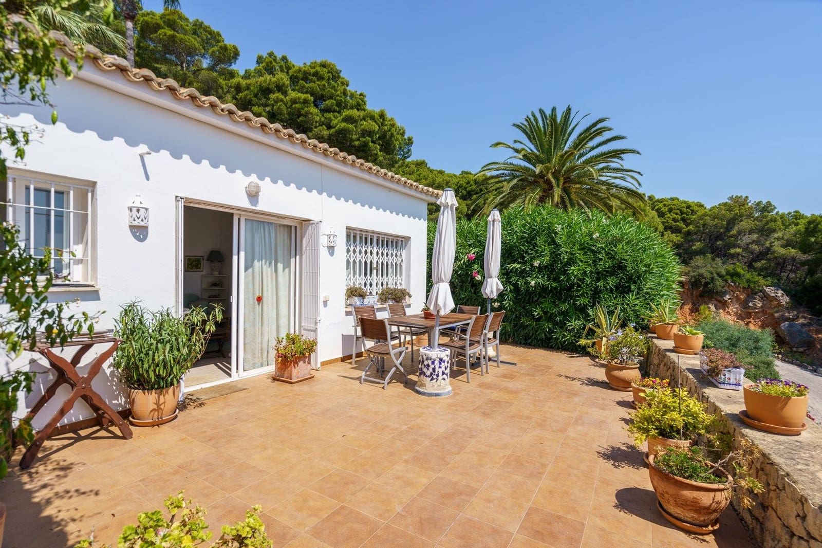 6 bedroom Villa for sale in Calpe / Calp with pool garage - € 795,000 (Ref: 9459577)