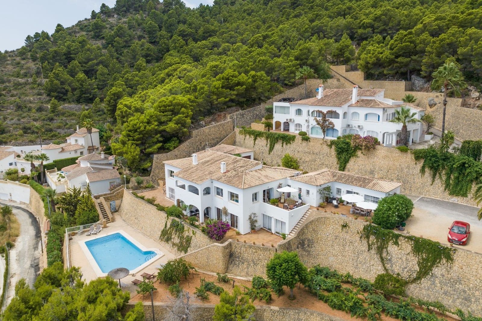 6 bedroom Villa for sale in Calpe / Calp with pool garage - € 795,000 (Ref: 9459577)