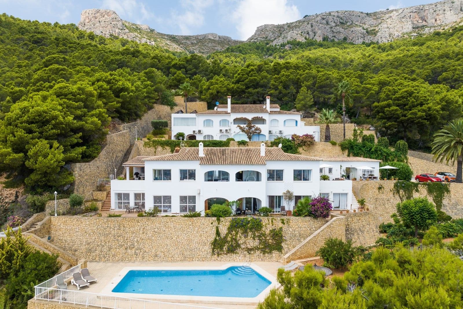 6 bedroom Villa for sale in Calpe / Calp with pool garage - € 795,000 (Ref: 9459577)