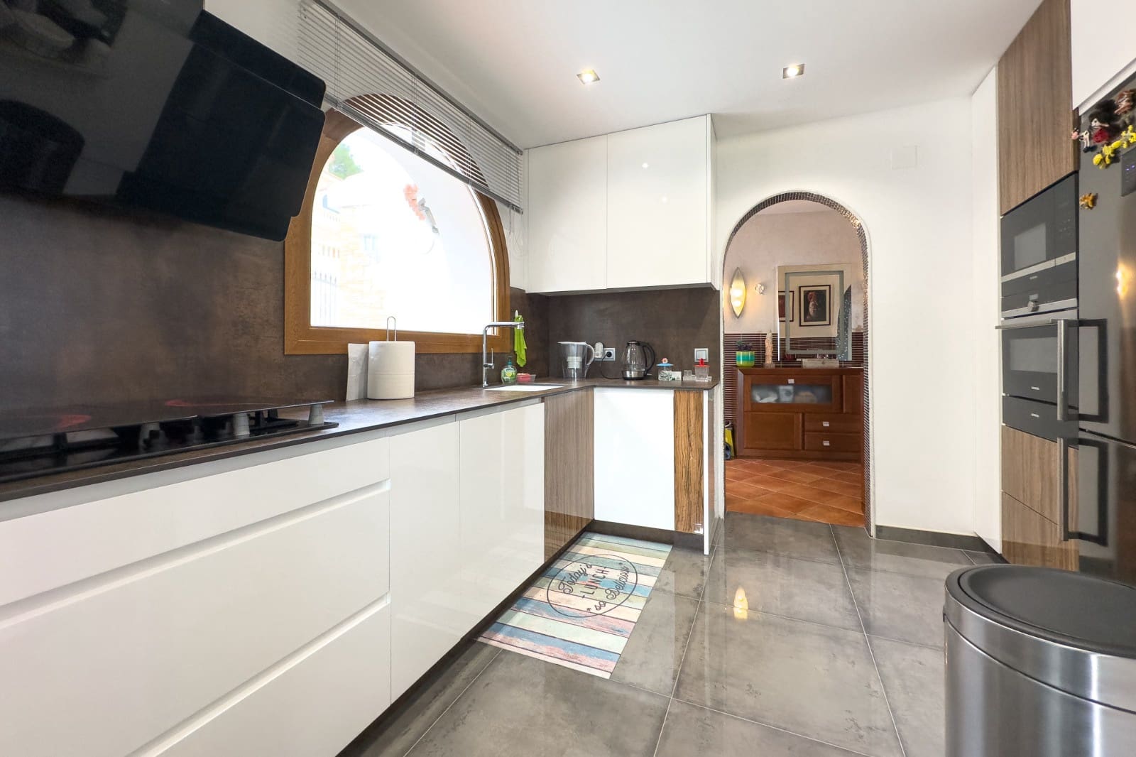 5 bedroom Villa for sale in Calpe / Calp with pool garage - € 680,000 (Ref: 9459578)