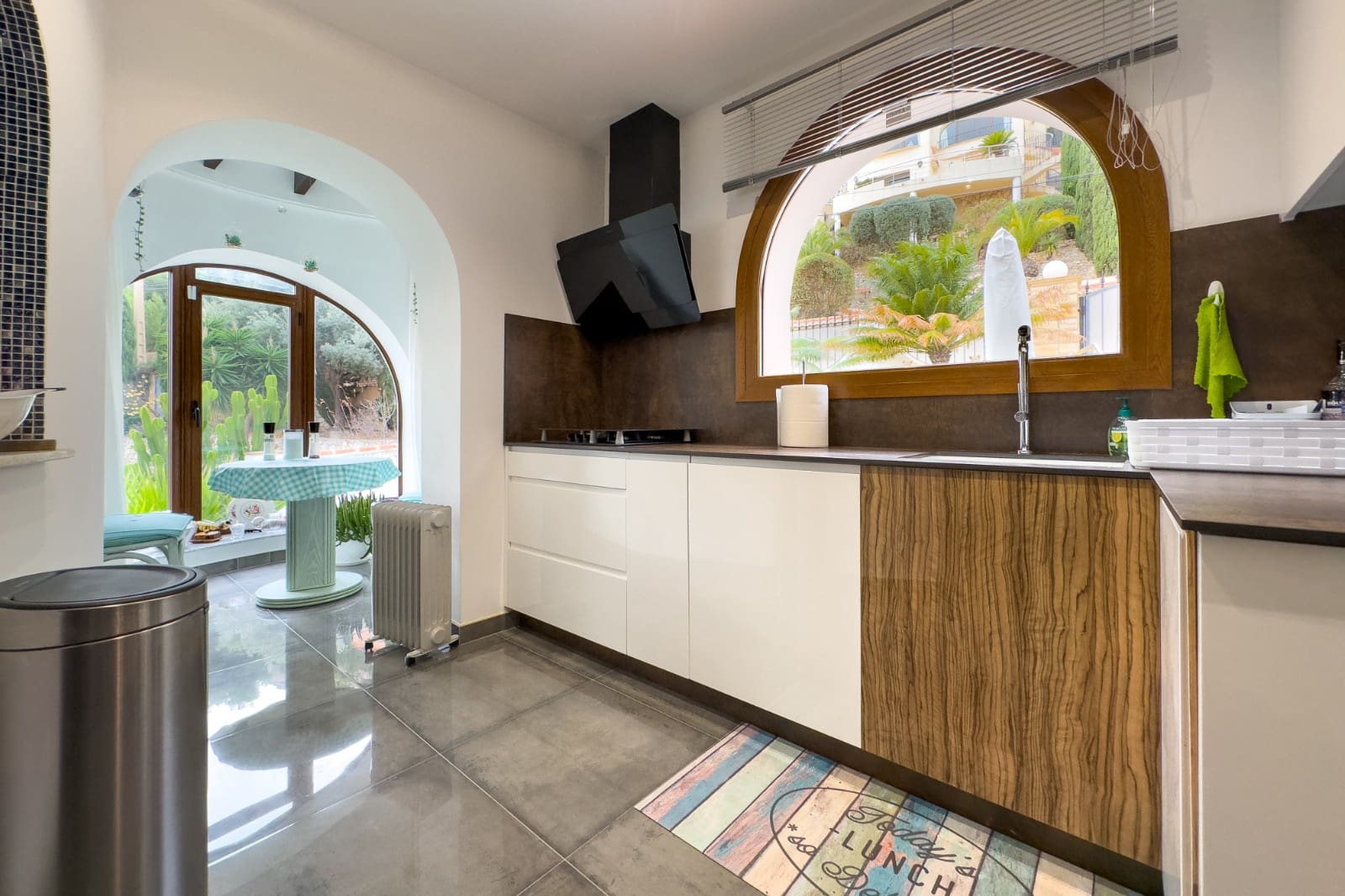 5 bedroom Villa for sale in Calpe / Calp with pool garage - € 680,000 (Ref: 9459578)