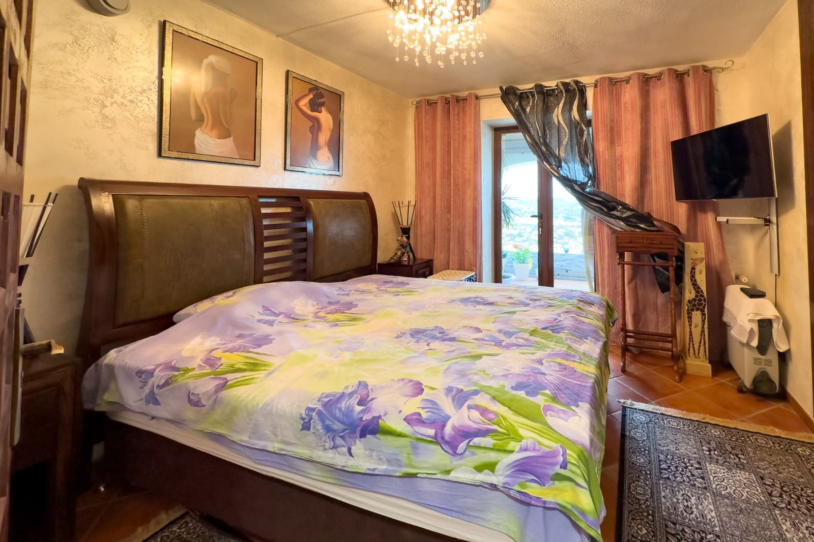 5 bedroom Villa for sale in Calpe / Calp with pool garage - € 680,000 (Ref: 9459578)