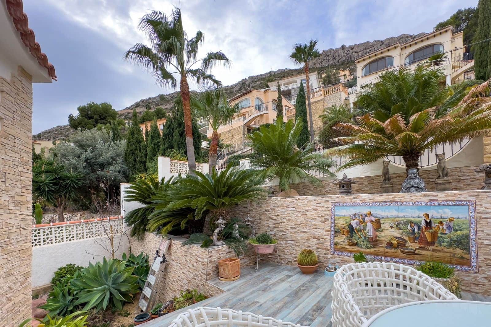 5 bedroom Villa for sale in Calpe / Calp with pool garage - € 680,000 (Ref: 9459578)