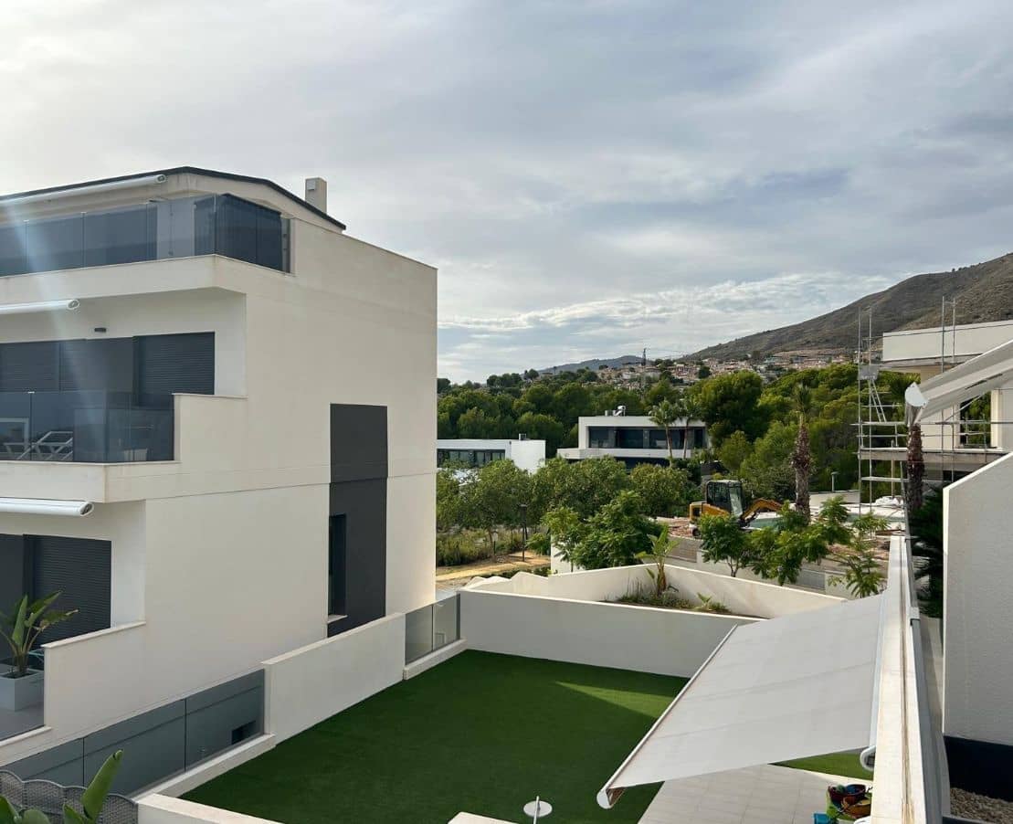 3 bedroom Apartment for sale in Finestrat with pool garage - € 400,000 (Ref: 9459579)