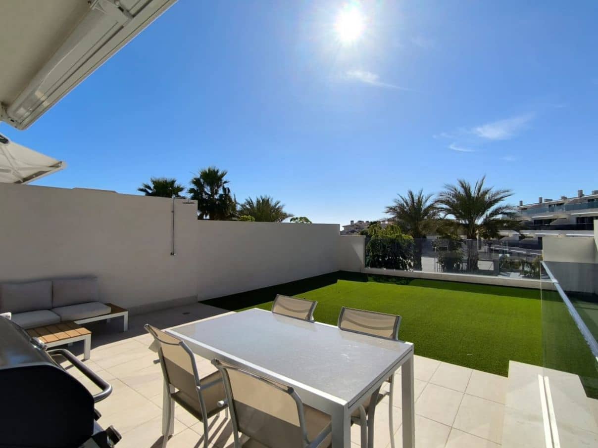 3 bedroom Apartment for sale in Finestrat with pool garage - € 490,000 (Ref: 9459582)
